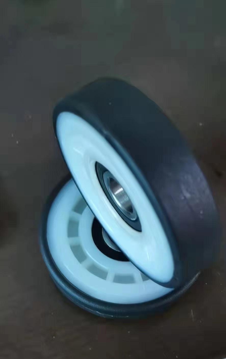 转盘用包胶轴承